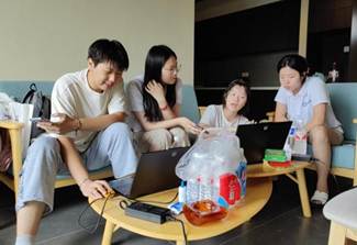 301f71bf9f6d15fd781aa0edb29e675e